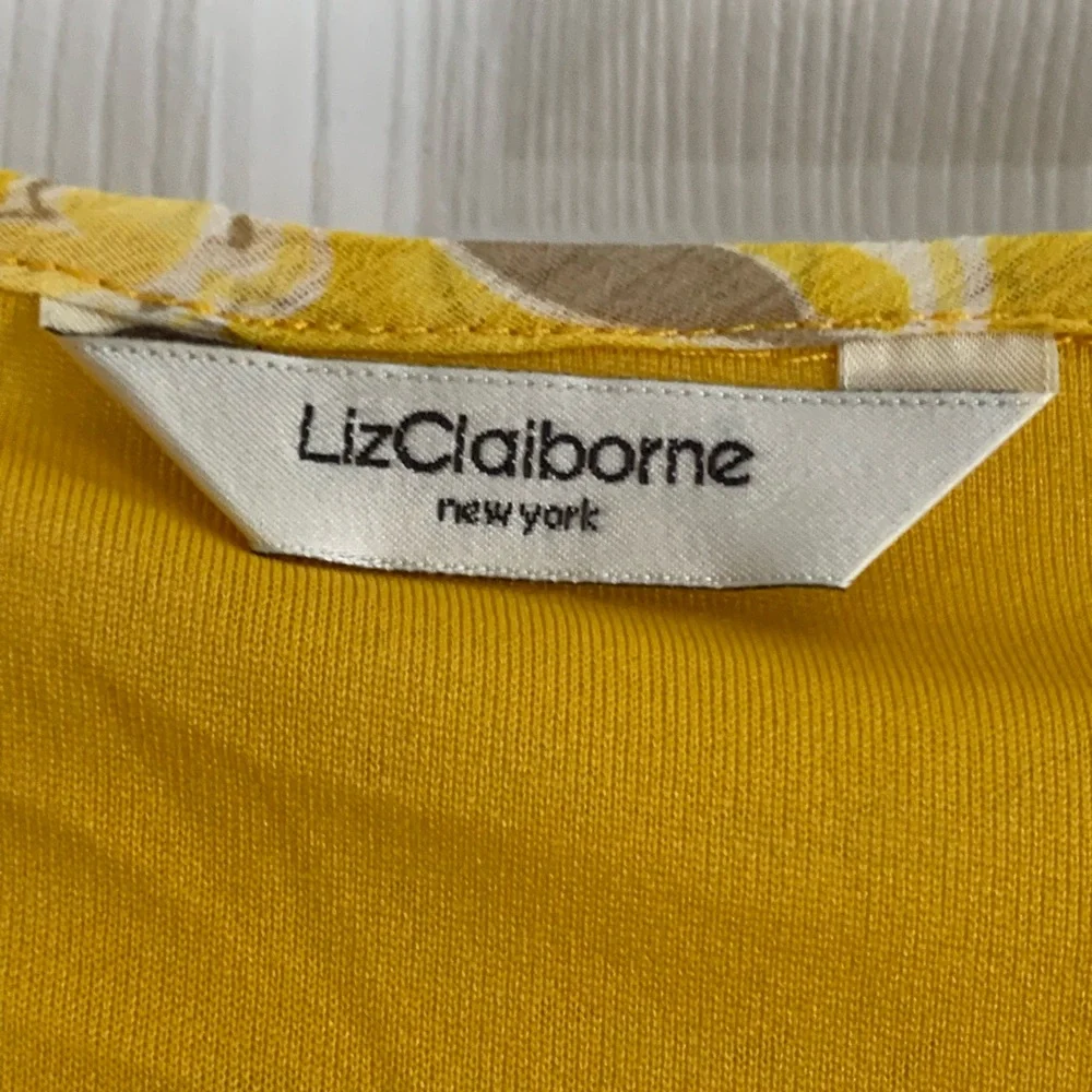 LIZ CLAIBORNE Women’s Yellow Floral Chiffon 3/4 Sleeve Blouse Shirt Size: Medium